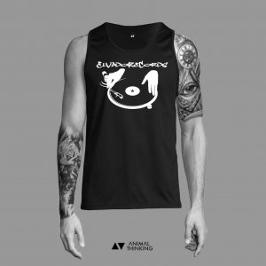 Camiseta negra Original Classic manga recortada