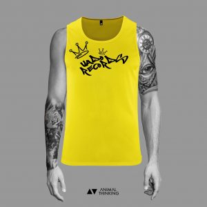 Camiseta Amarilla Tag corona manga recortada
